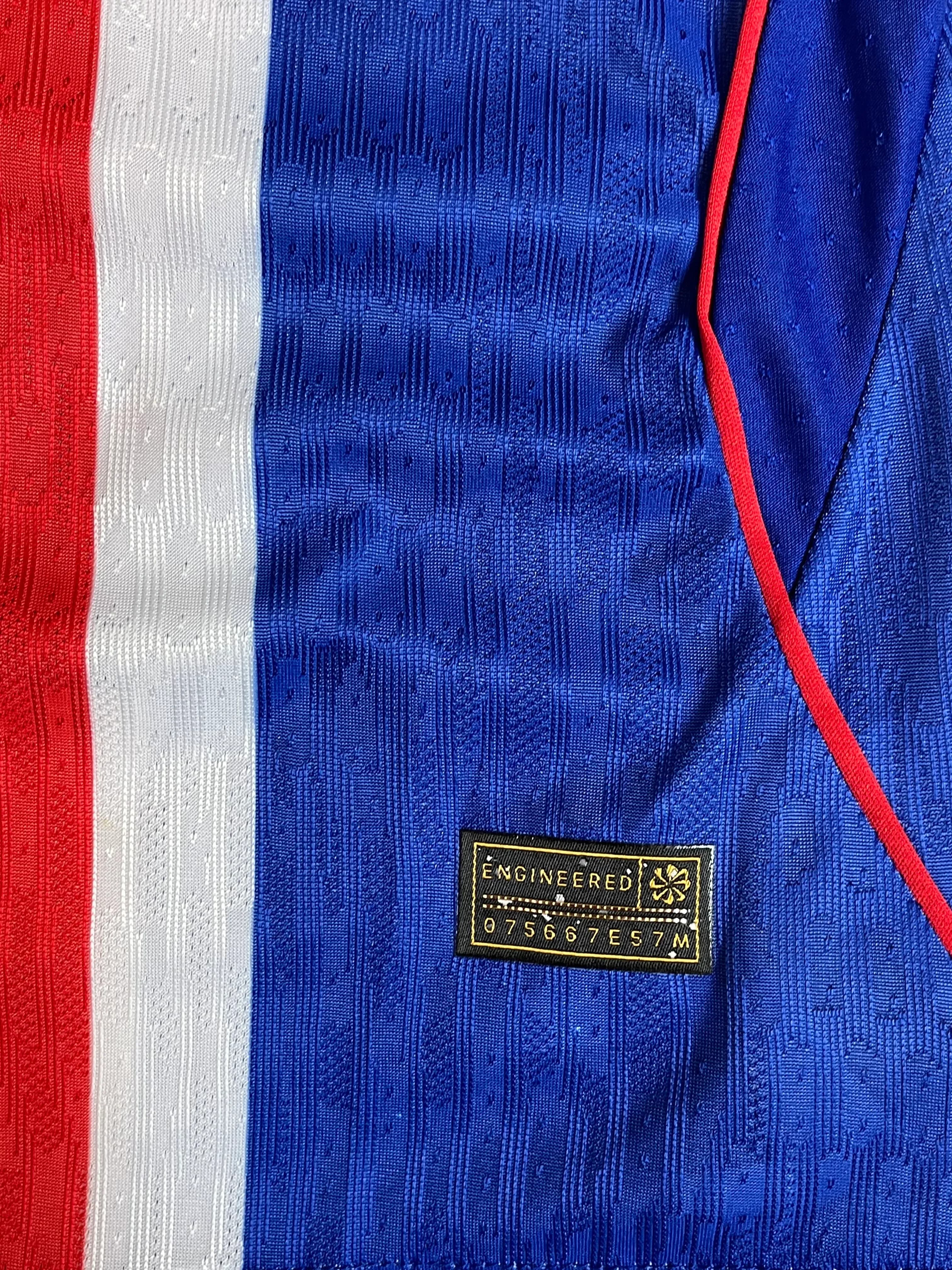 Фото детали: PSG, домашняя